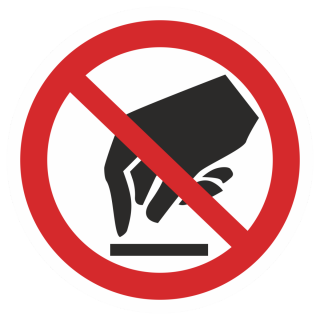 Знак на металле светоотражающий P-08 «Запрещается прикасаться. Опасно»  