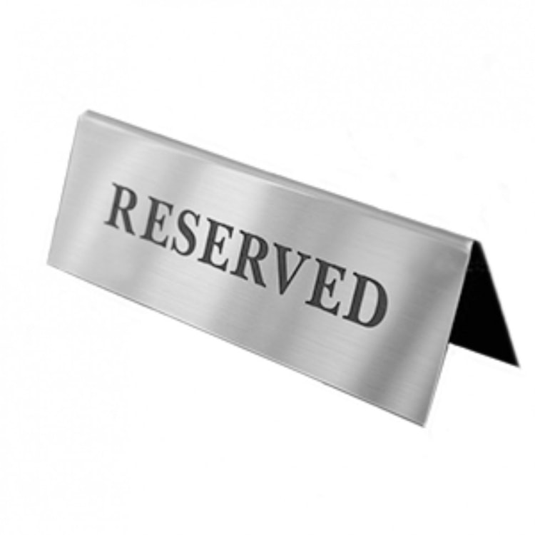 Табличка «RESERVED» 150х70 мм в сложении из пластика с гравировкой